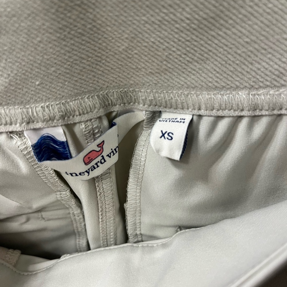 Vineyard Vines Slim Performance Pull On Knit Off-… - image 4